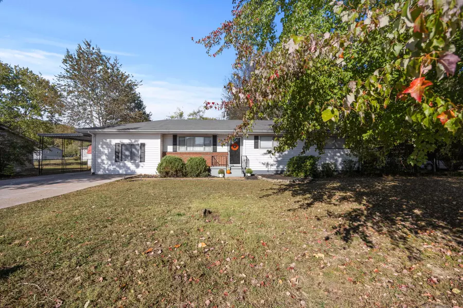 1422 Cloverdale CIR, Hixson, TN 37343