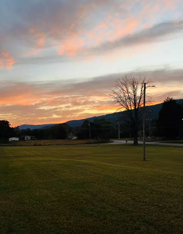 Dunlap, TN 37327,1212 Old State Highway 28