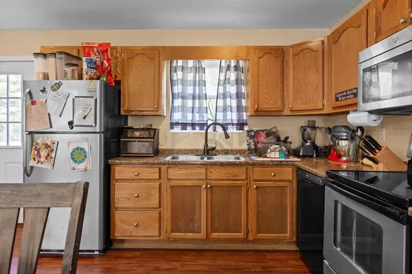 Whitwell, TN 37397,227 Cove TRL