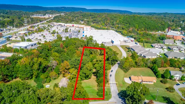 5929 Winding LN, Hixson, TN 37343