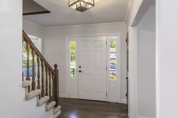 Hixson, TN 37343,2004 Revolutionary LN