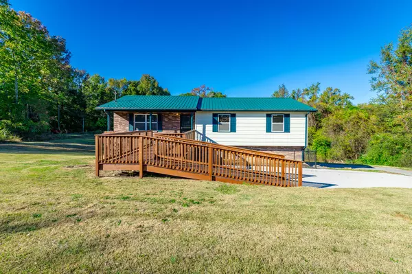 59 Meacham RD, Rossville, GA 30741