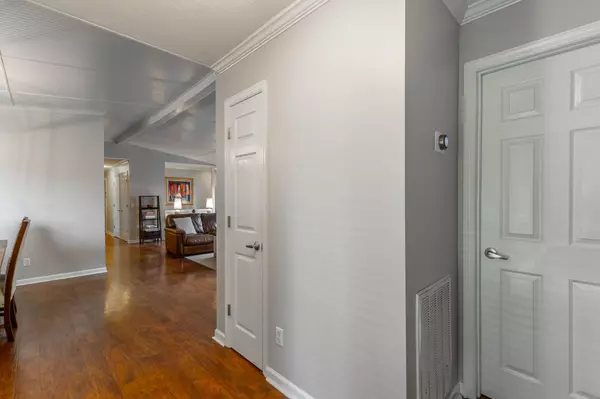 Chattanooga, TN 37415,1325 Highland RD