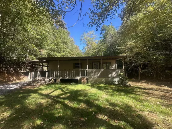 1930 Chestnut Valley RD, Vonore, TN 37885
