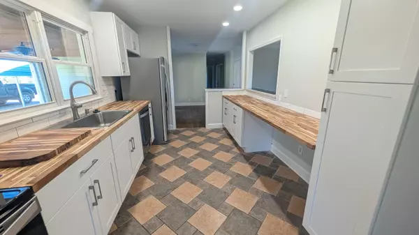 Chattanooga, TN 37415,650 Moonlit TRL