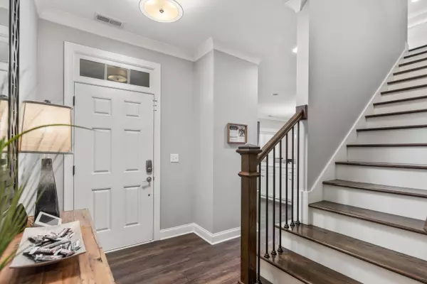 Chattanooga, TN 37421,2352 Rivendell LN