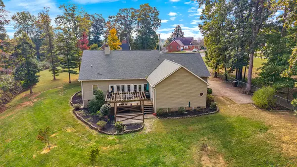 Madisonville, TN 37354,410 Mountain View RD