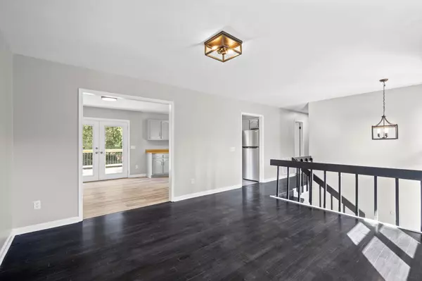 Hixson, TN 37343,8805 Shady Wood LN