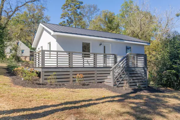 Chattanooga, TN 37415,3513 Oakland TER