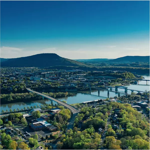 Chattanooga, TN 37419,4853 Ravinia LN