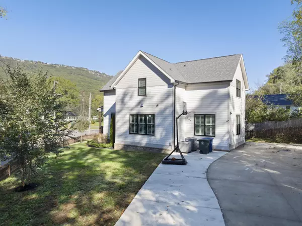 Chattanooga, TN 37409,5685 Lee AVE