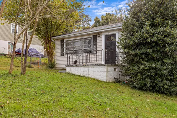 Rossville, GA 30741,375 Greens Lake CIR