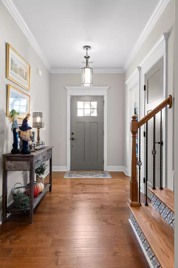 Chattanooga, TN 37421,8411 Wynfair LN