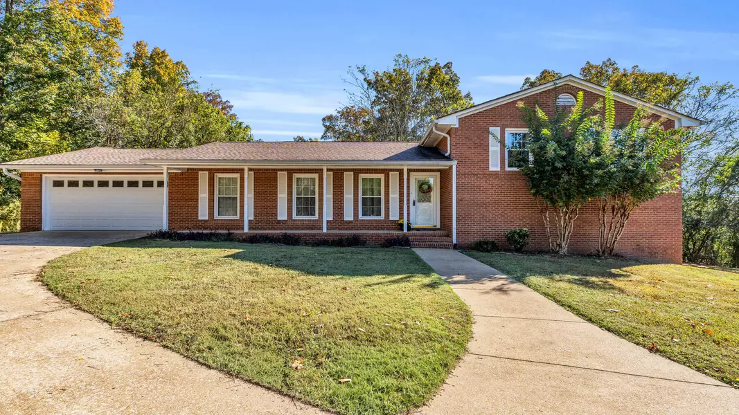 6442 Bayshore DR, Harrison, TN 37341