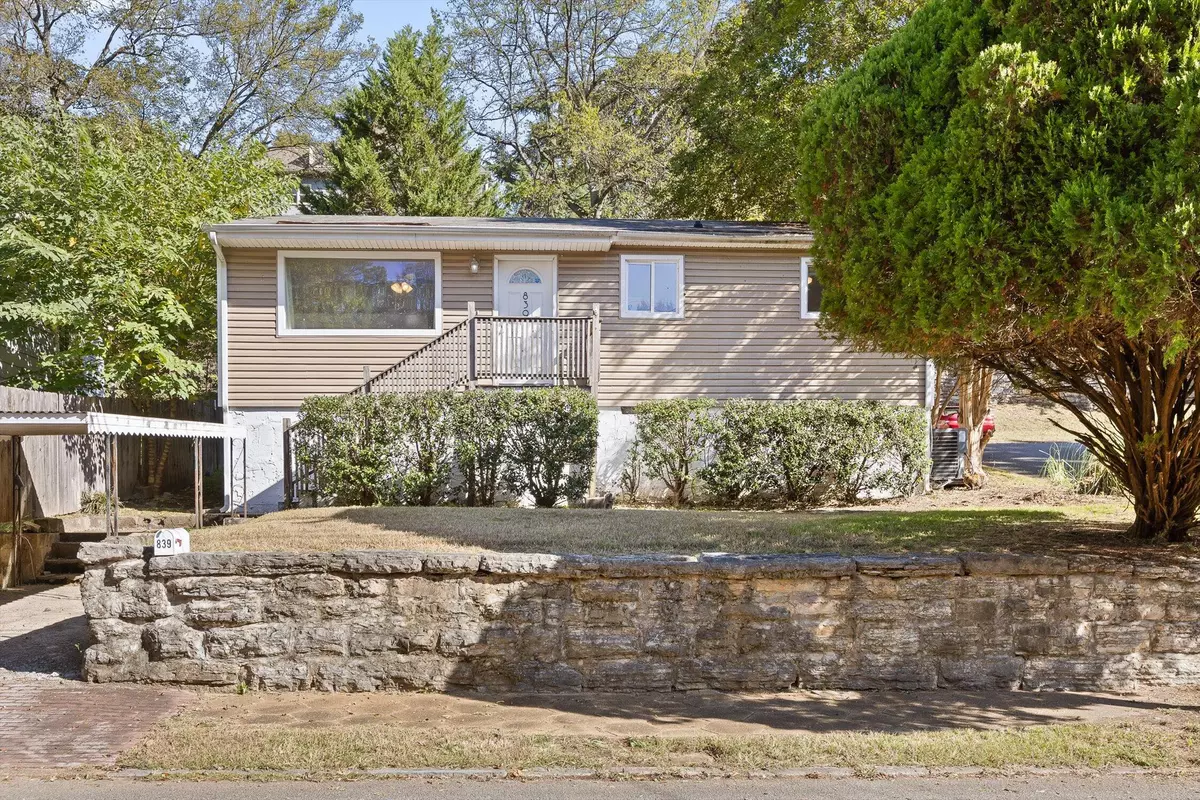 Chattanooga, TN 37403,839 Clark ST