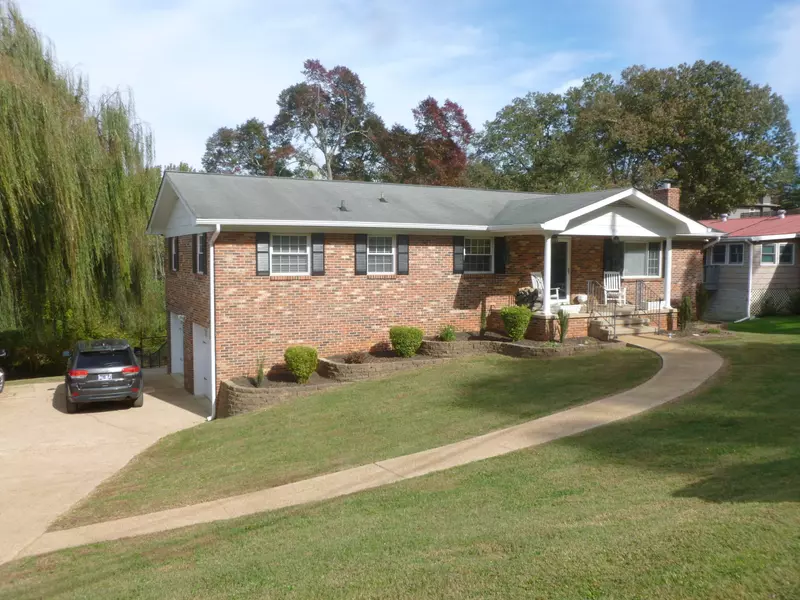 3717 Edwards TER, Chattanooga, TN 37412