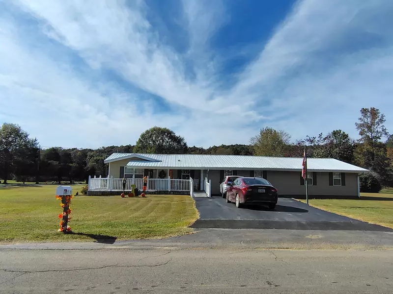 151 Airport RD, Trion, GA 30753