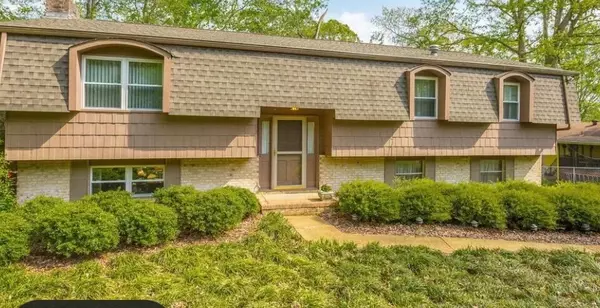 920 Carrie LN, Hixson, TN 37343