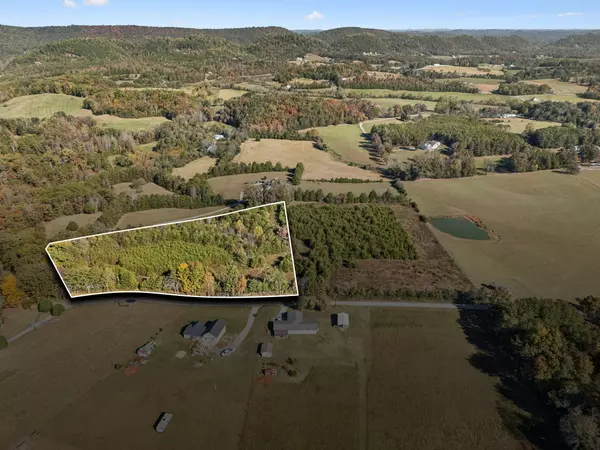 6.06 Old Sink Church RD, Tellico Plains, TN 37385