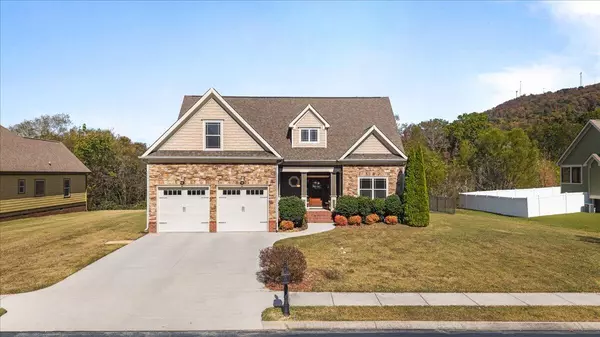 Ooltewah, TN 37363,8859 Seven Lakes DR
