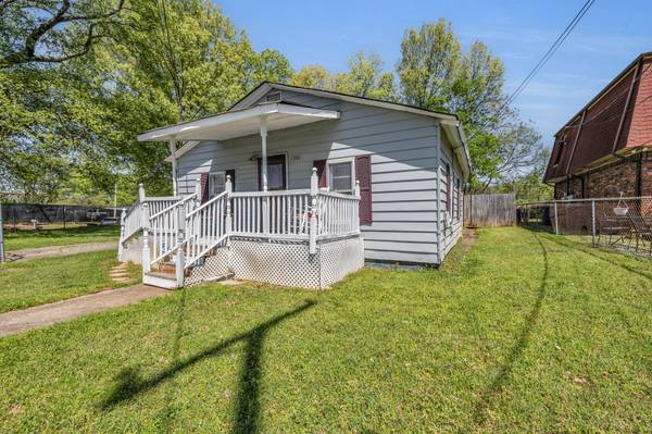 1301 28th ST, Chattanooga, TN 37404