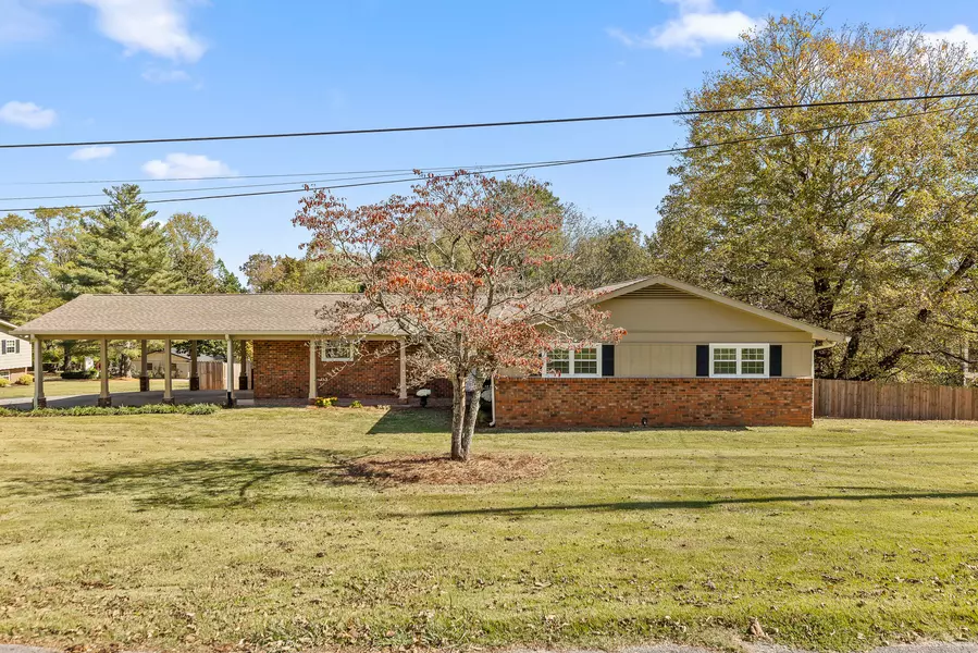 34 Sharon LN, Ringgold, GA 30736