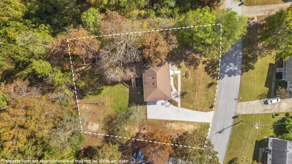 Harrison, TN 37341,7111 Fine LN