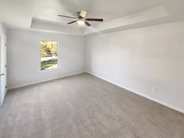 Rossville, GA 30741,1874 State Line