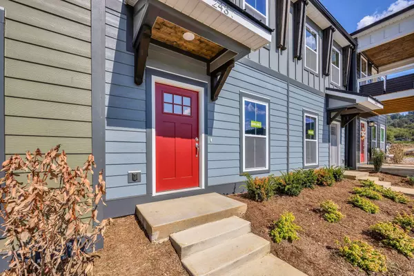 Chattanooga, TN 37404,2437 17th ST