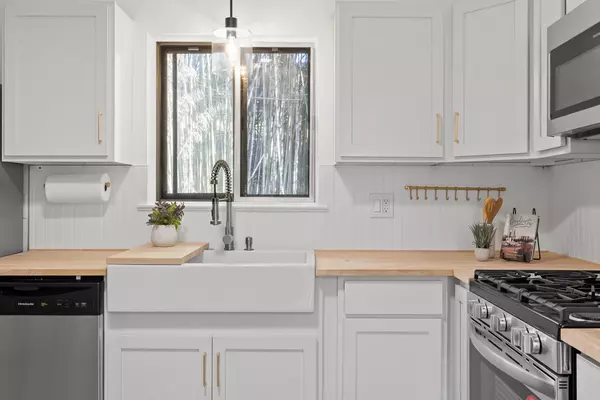 Hixson, TN 37343,1313 Michael LN