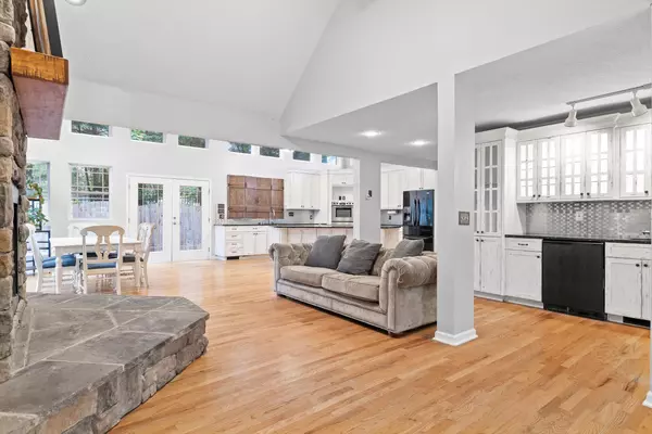 Chattanooga, TN 37421,9100 Tennga LN