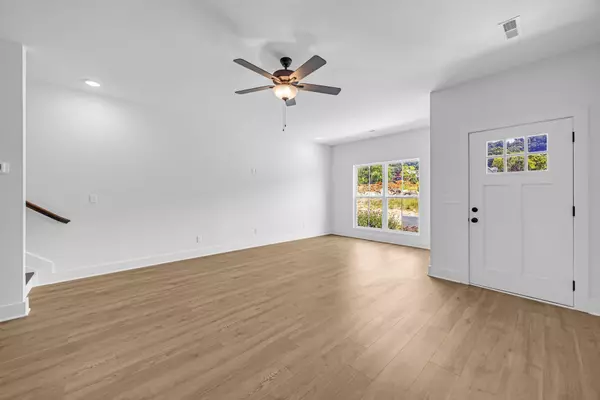 Chattanooga, TN 37404,1773 Cotton WAY