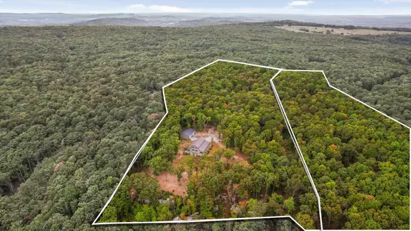 Pikeville, TN 37367,400 Maple TRL