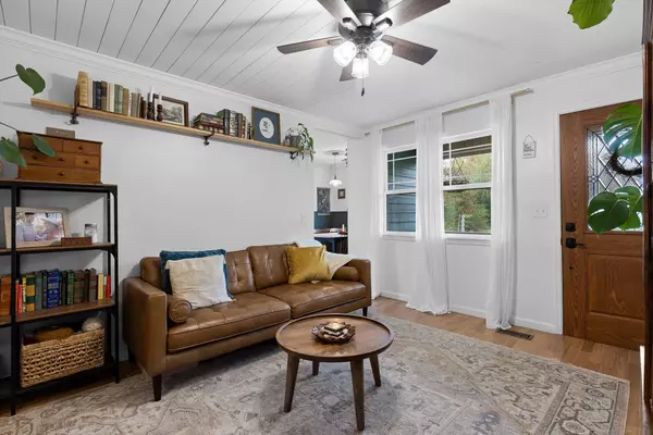 Signal Mountain, TN 37377,468 Grayson WAY