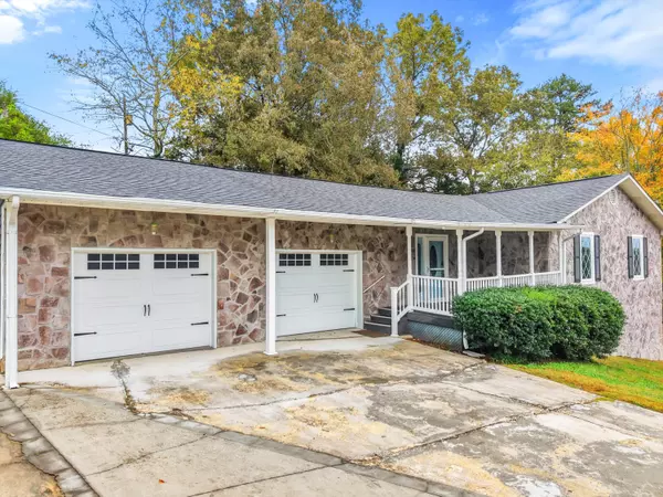 Soddy Daisy, TN 37379,2228 Lakesite DR