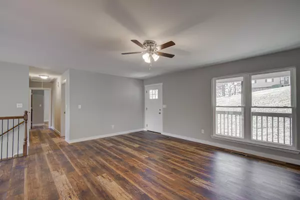 Harrison, TN 37341,7523 Hydrus DR