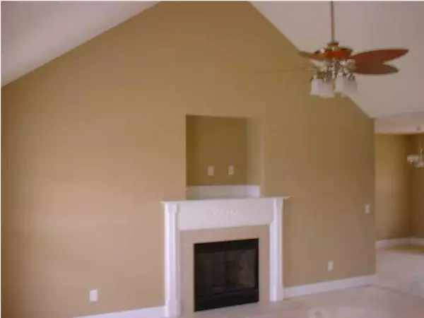 Ooltewah, TN 37363,10293 Hwy 58