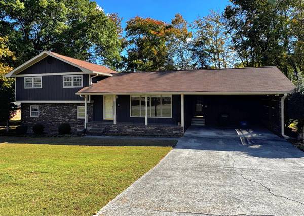 1903 Valley Ln LN, Dalton, GA 30720