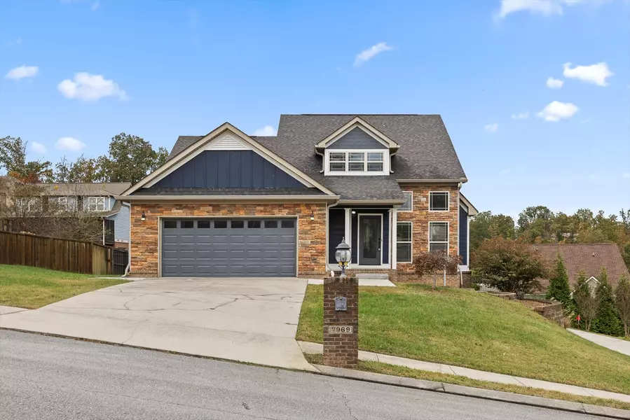 7969 Burgundy CIR, Chattanooga, TN 37421
