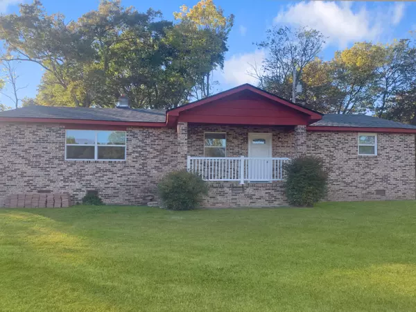 843 Schmitt RD, Rossville, GA 30741