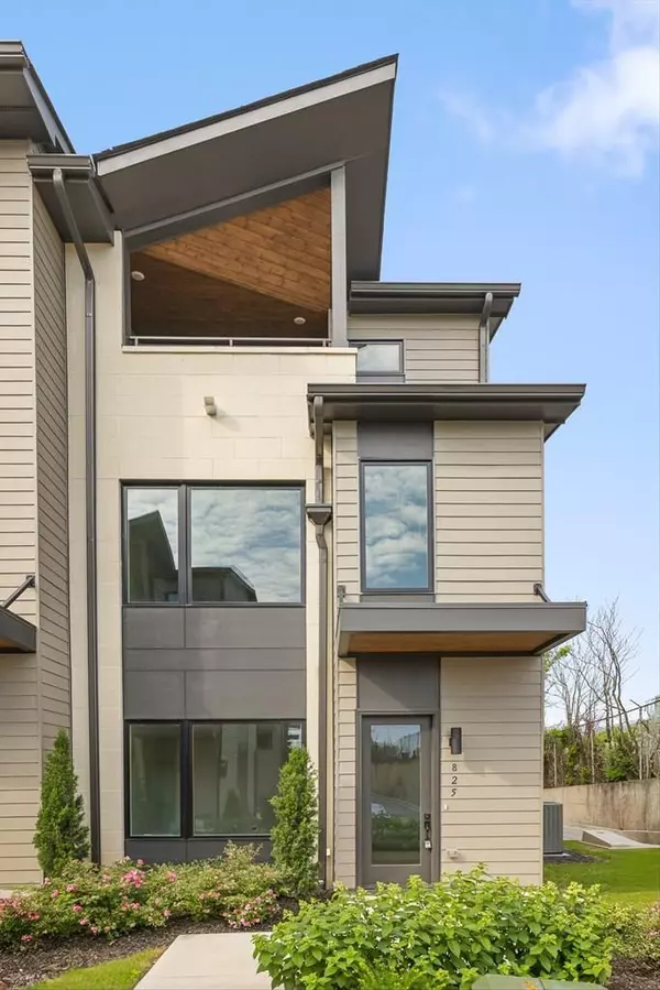 825 Burnside PL, Chattanooga, TN 37408