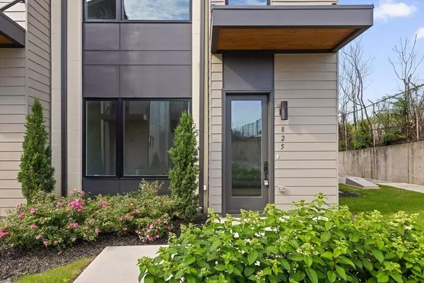 Chattanooga, TN 37408,825 Burnside PL