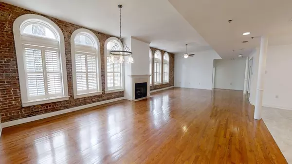 Chattanooga, TN 37402,800 Market ST