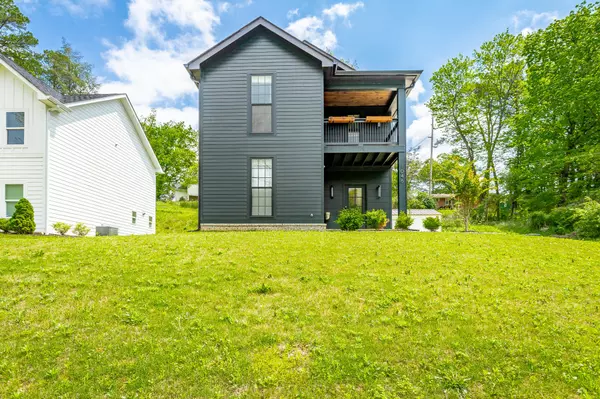 Chattanooga, TN 37412,1046 Seminole DR