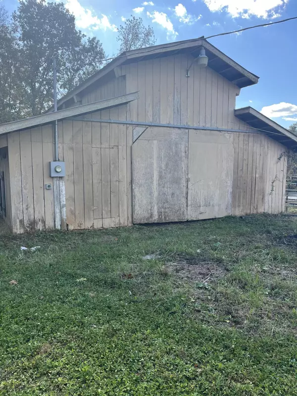 Chatsworth, GA 30705,5894 Highway 411 S