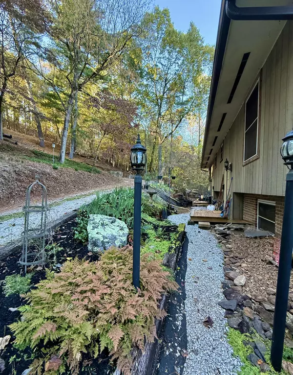 Ooltewah, TN 37363,9714 Bowen TRL