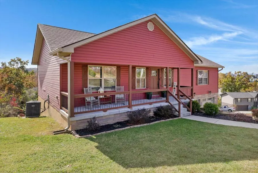 8206 Thrush Hollow LN, Chattanooga, TN 37421