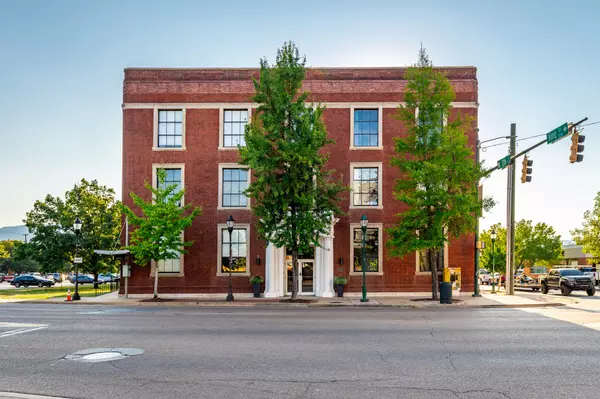 1301 Market ST, Chattanooga, TN 37402