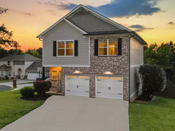 718 Windrush LOOP, Chattanooga, TN 37421