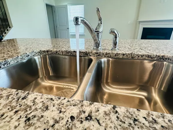 Hixson, TN 37343,1925 Abington Farms WAY